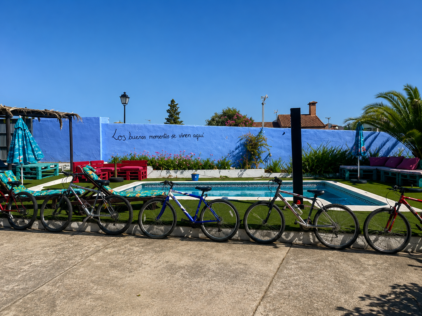 Piscina privada y bicicletas disponibles